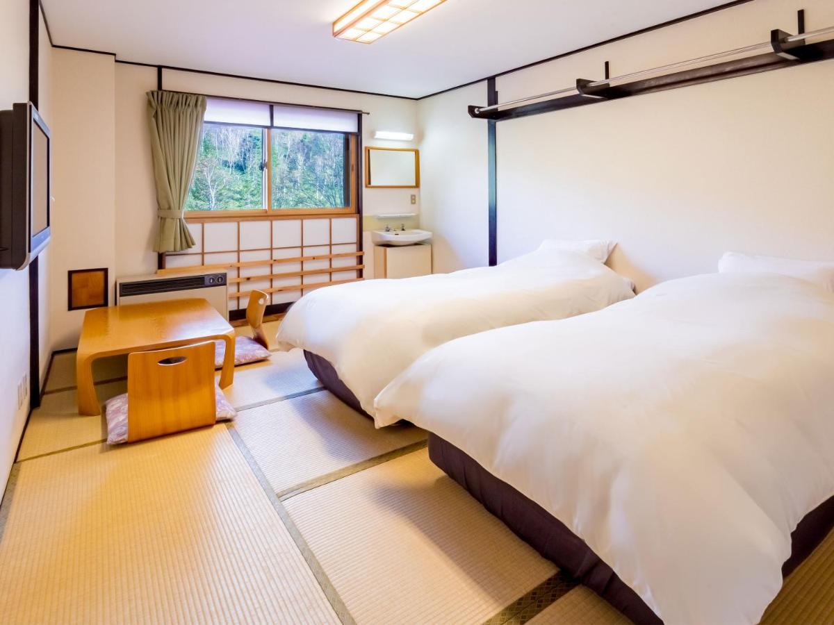 Sachinoyu Hotel Shiga Kogen Яманути Экстерьер фото